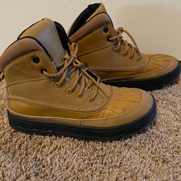 ACG Nike Boots - Picture 11 of 12